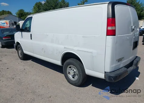 2008 Chevrolet Express Work Van из США, поврежденный, VIN 1GCGG25C781119257
